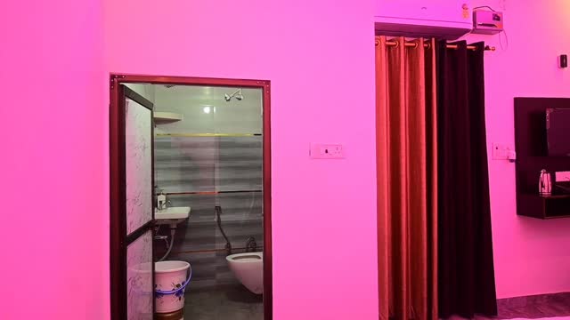 Shri Narayanam Guest House and Home Stay - Tap to explore photos