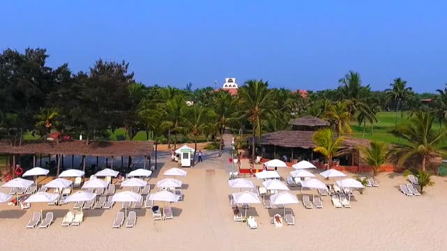 Caravela Beach Resort - Tap to explore photos