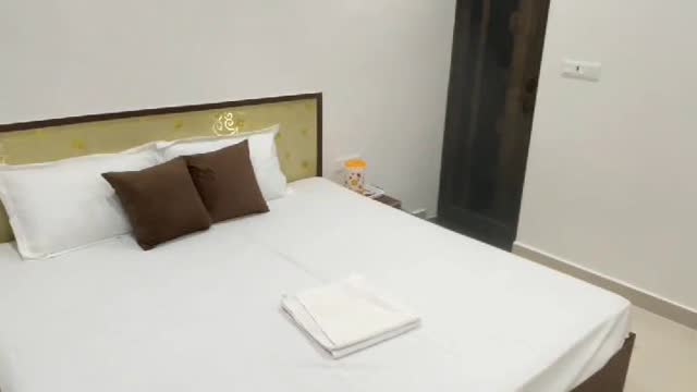 Indra home stay - Tap to explore photos