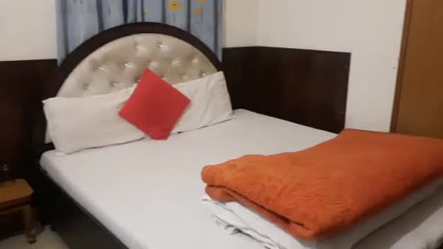Kasauli Pinegroove Inn | Rooms & Caretaker - Tap to explore photos