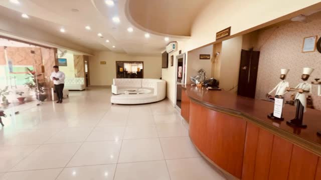 Hotel Bodhgaya Gautam - Tap to explore photos