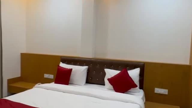 Hotel Jivhala Garden & Residency - Tap to explore photos