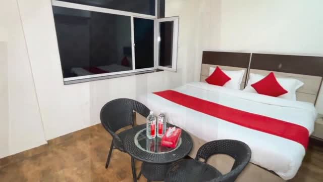 Hotel Aerostar Gold by Happy Home - Tap to explore photos