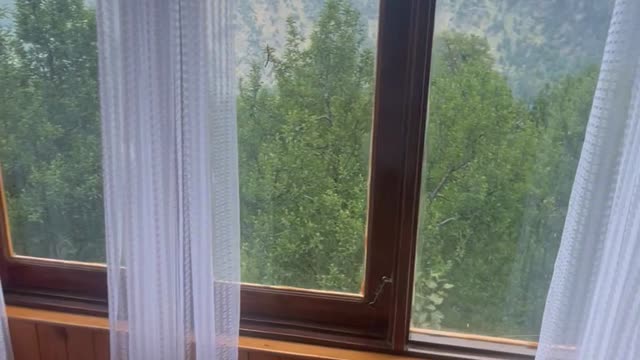 Farm Stay with Mountain View - Tap to explore photos