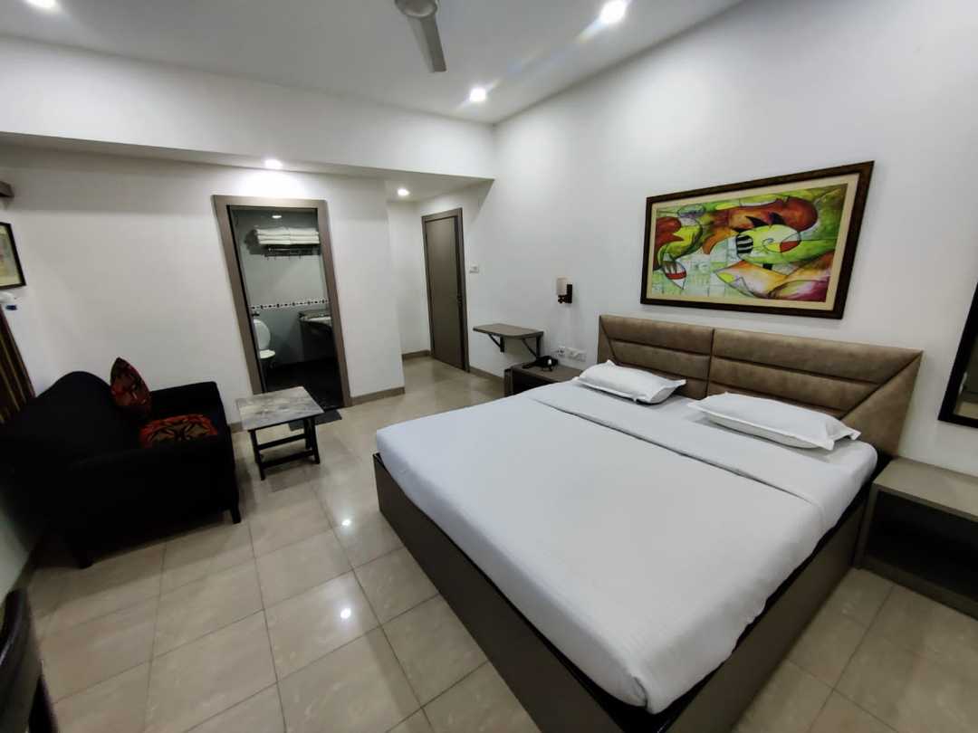 Room IMAGE by undefined