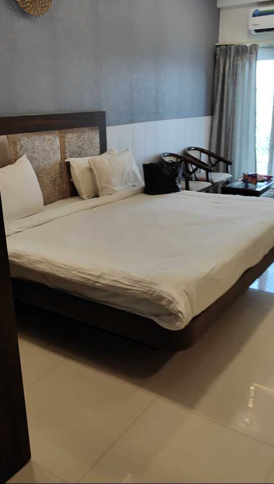 Room IMAGE by undefined