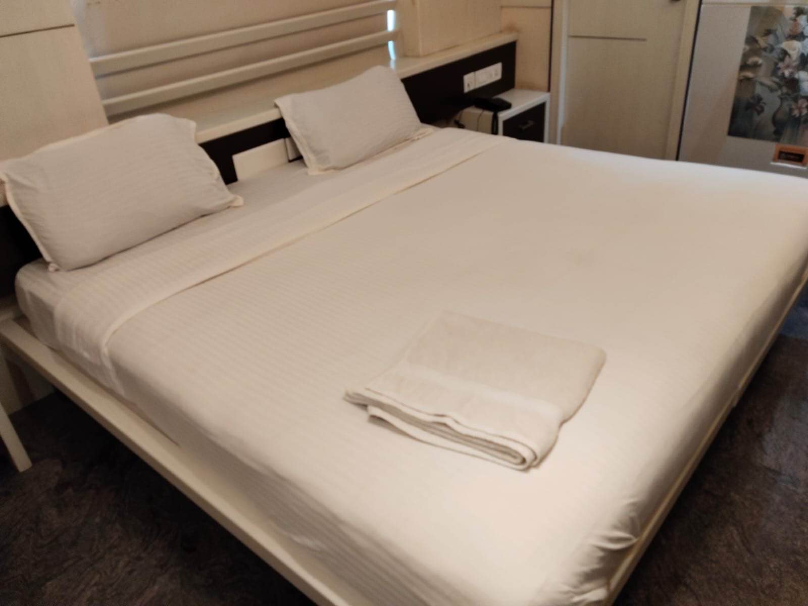 Room IMAGE by Swarup Chakraborty