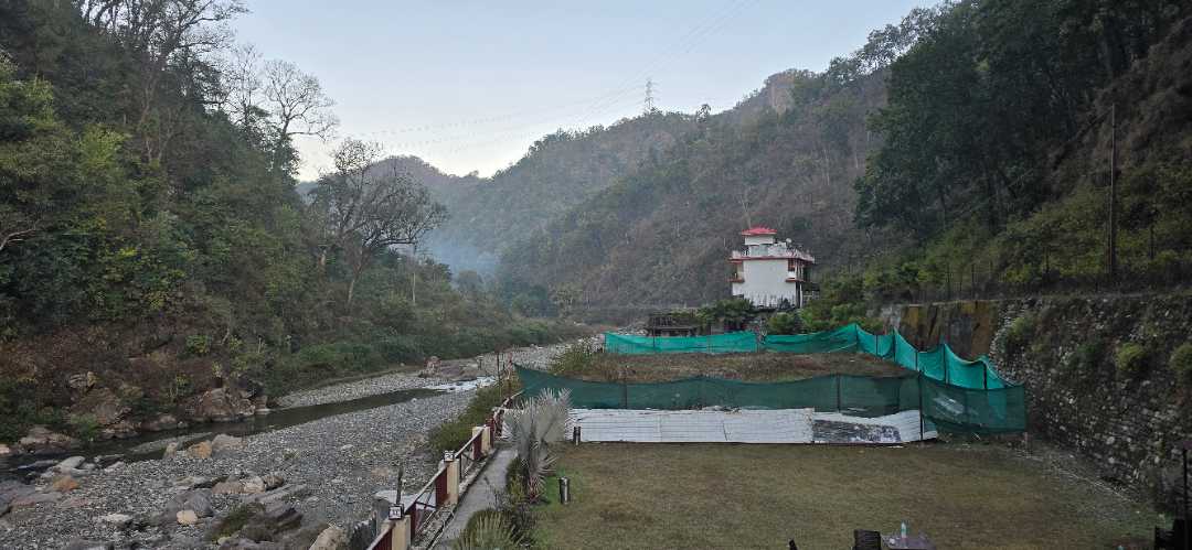 Outdoors IMAGE by Pranay Gupta