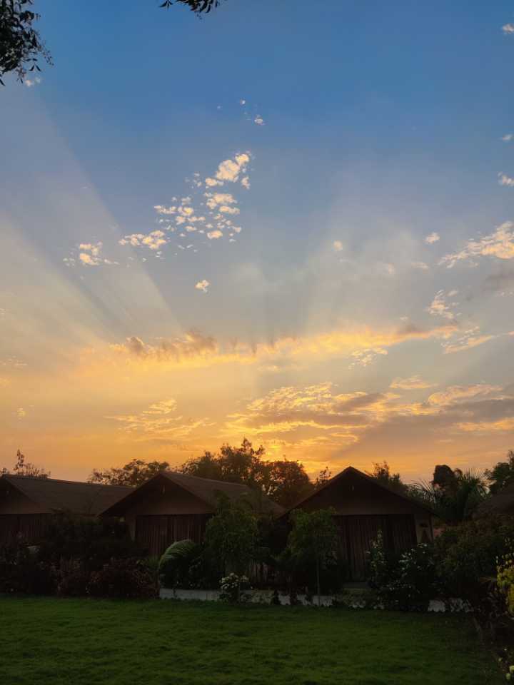 Outdoors IMAGE by Richa Shah