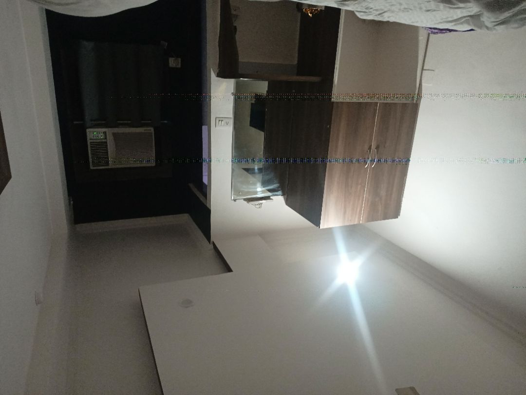 HOTEL LALS PLAZA - Traveller Photo