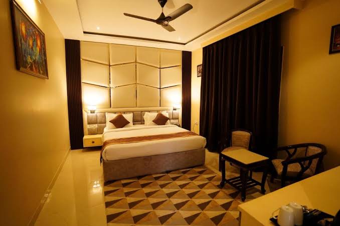 The Fort Hotel - Traveller Photo