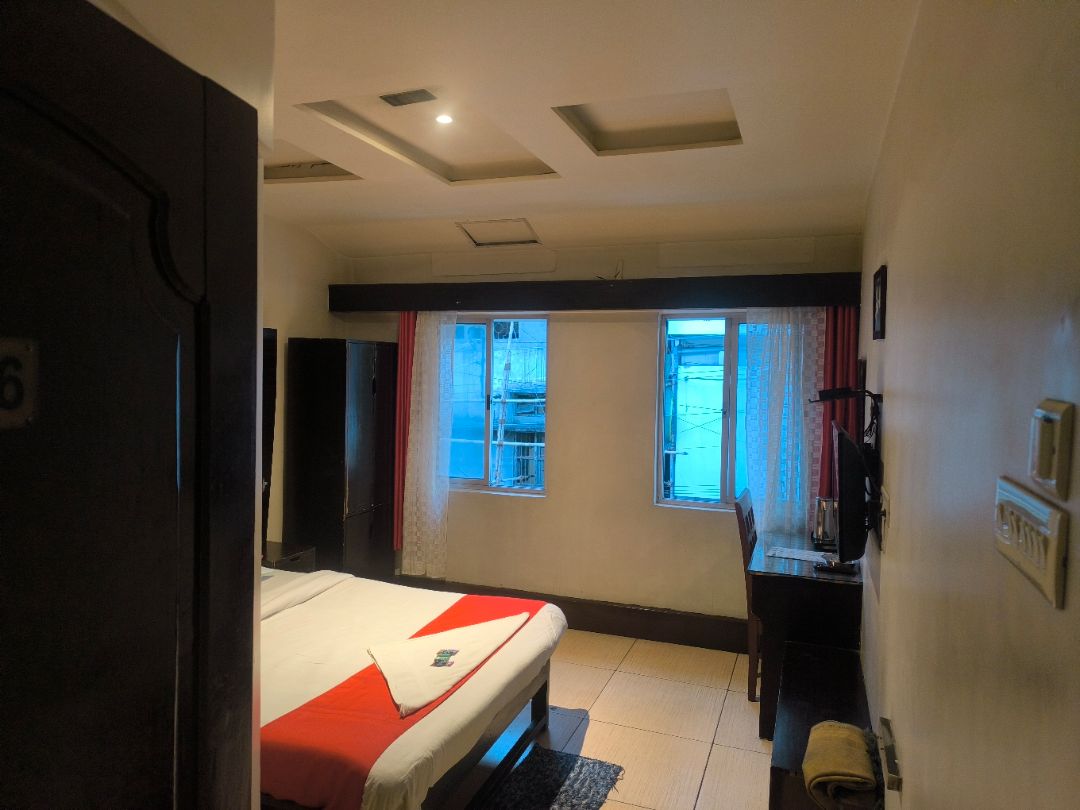 Hotel Serene - Traveller Photo