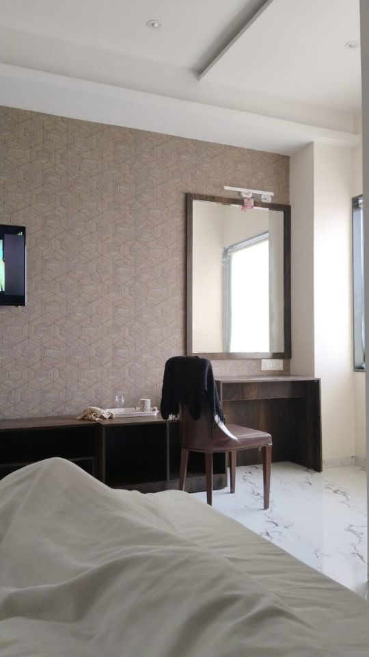 Hotel Raj Inn - Traveller Photo