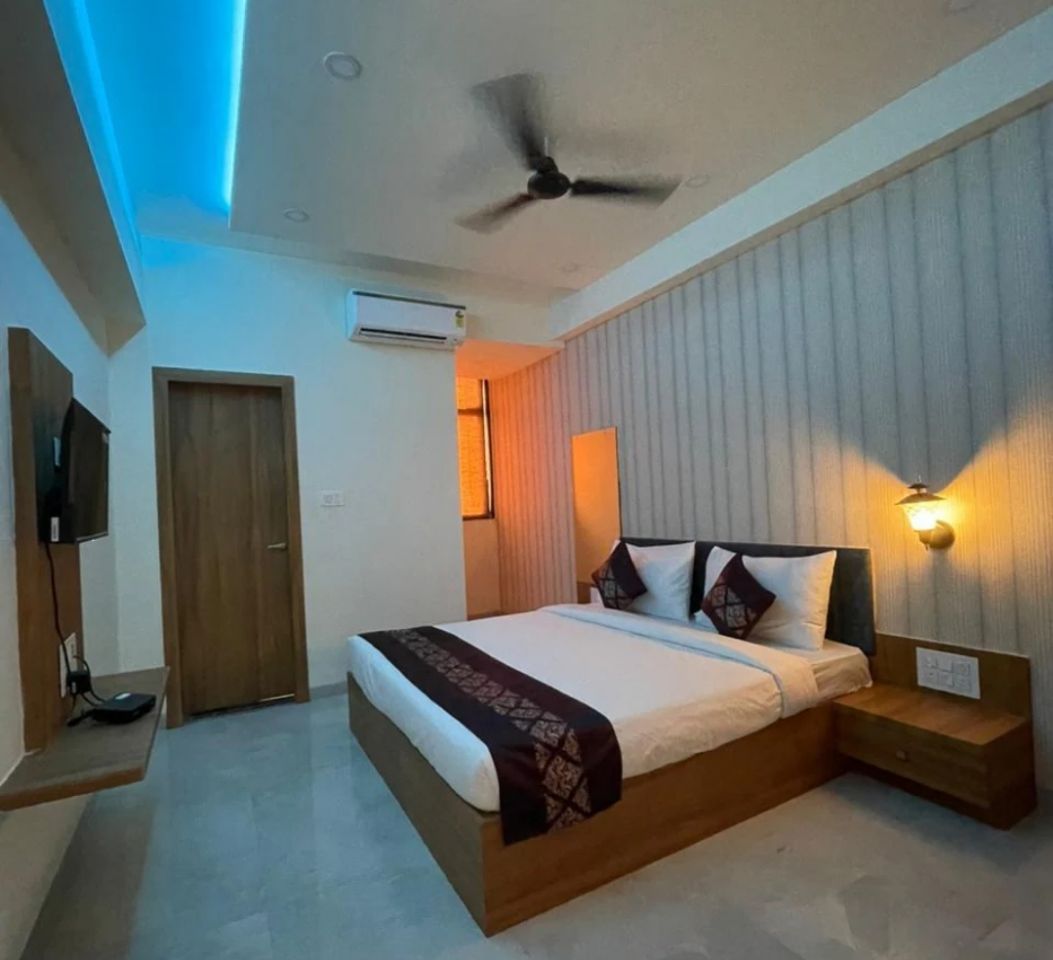 Hotel The Marion By Udupi Tadka - Traveller Photo