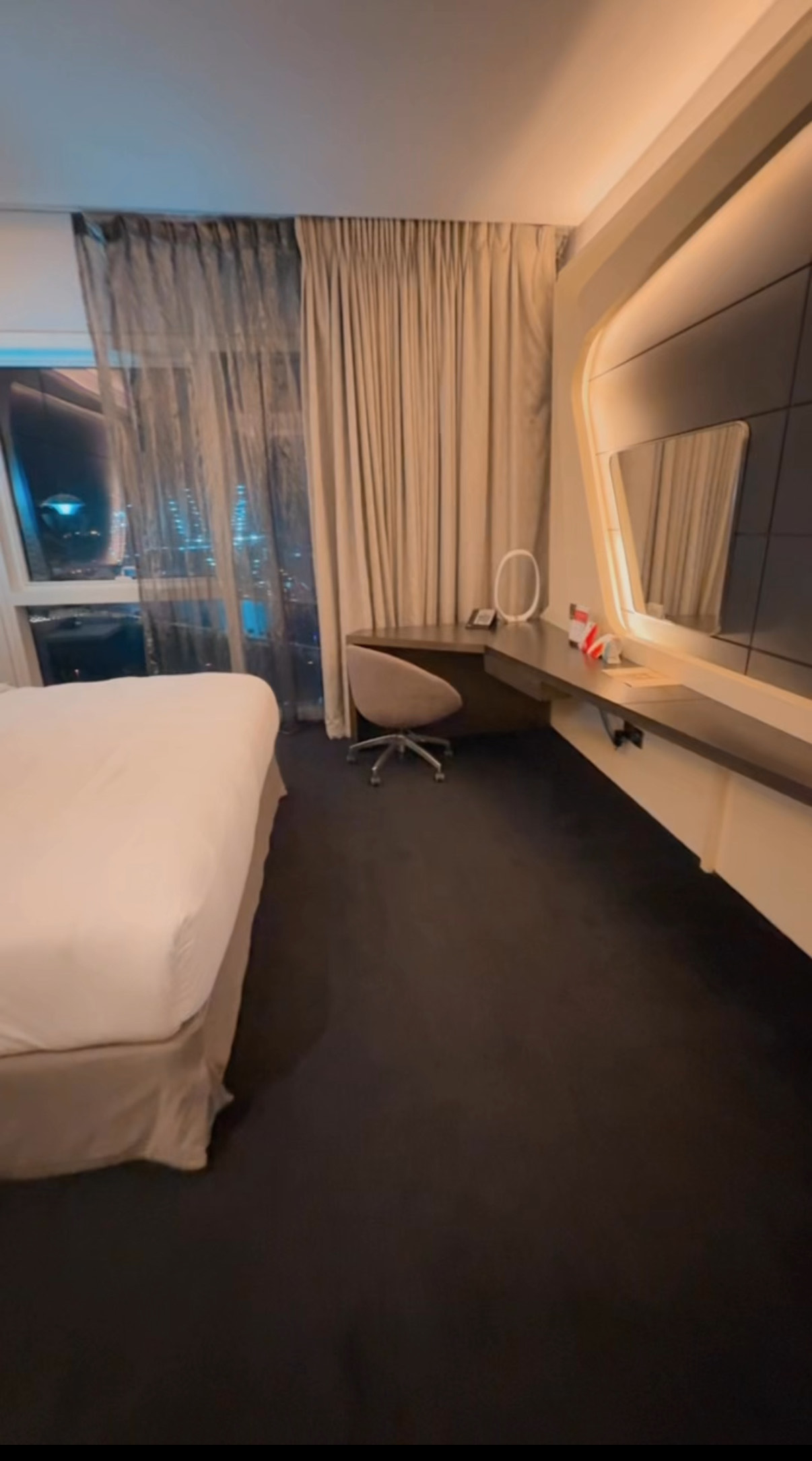 V Hotel Dubai, Curio Collection by Hilton - Traveller Photo