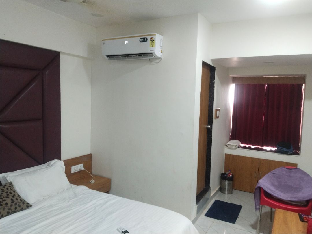 FabHotel Crystal I - Gandhinagar - Traveller Photo