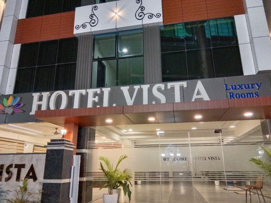 Hotel Vista Airport Zone - Traveller Photo