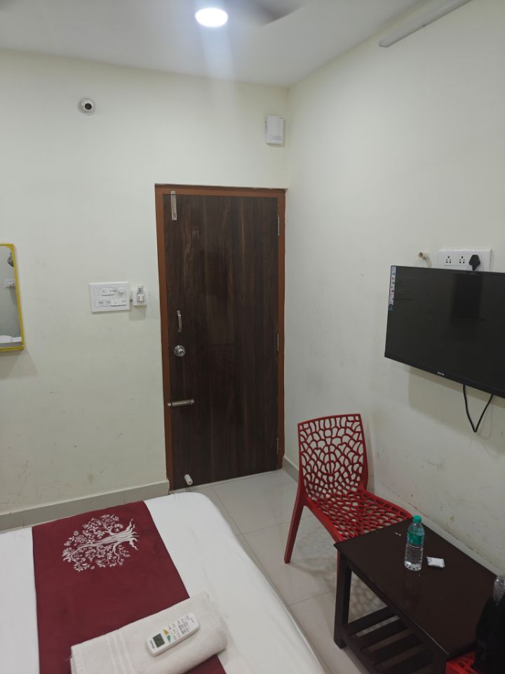 Hotel Sri Nilayam Inn - Traveller Photo