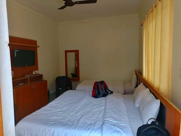 Shivlok Hotel - Traveller Photo