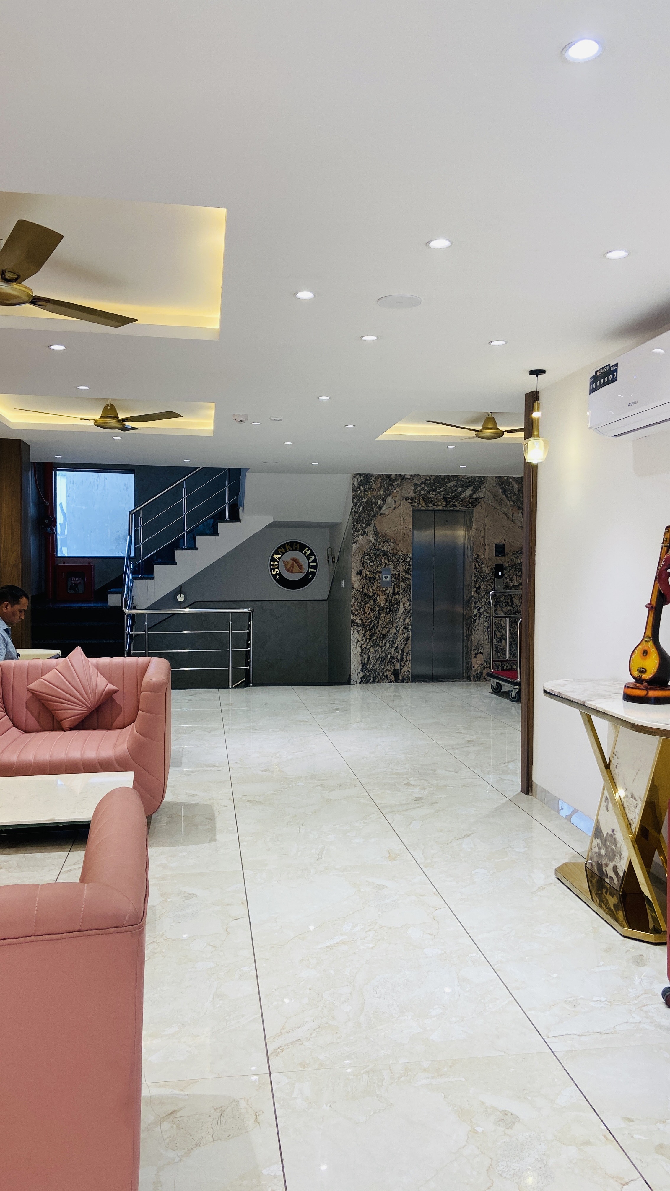 Carry Plus Hotel Indore - Traveller Photo