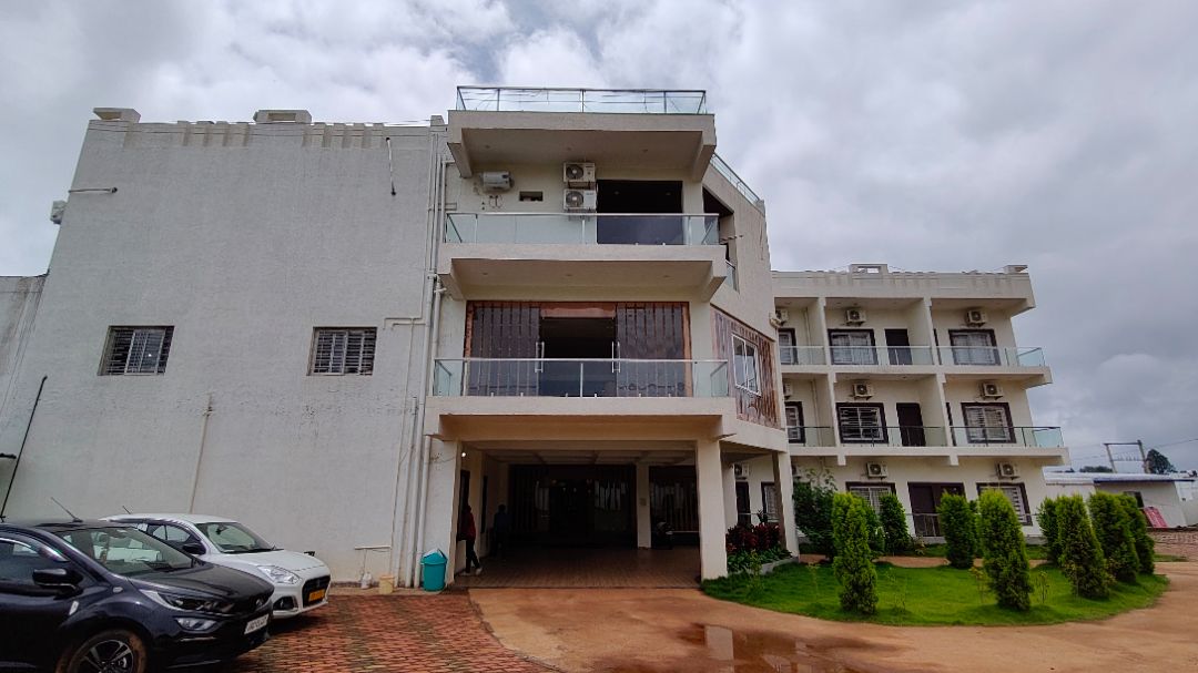 JHUMAR RESORT AND RESTAURANT - Traveller Photo