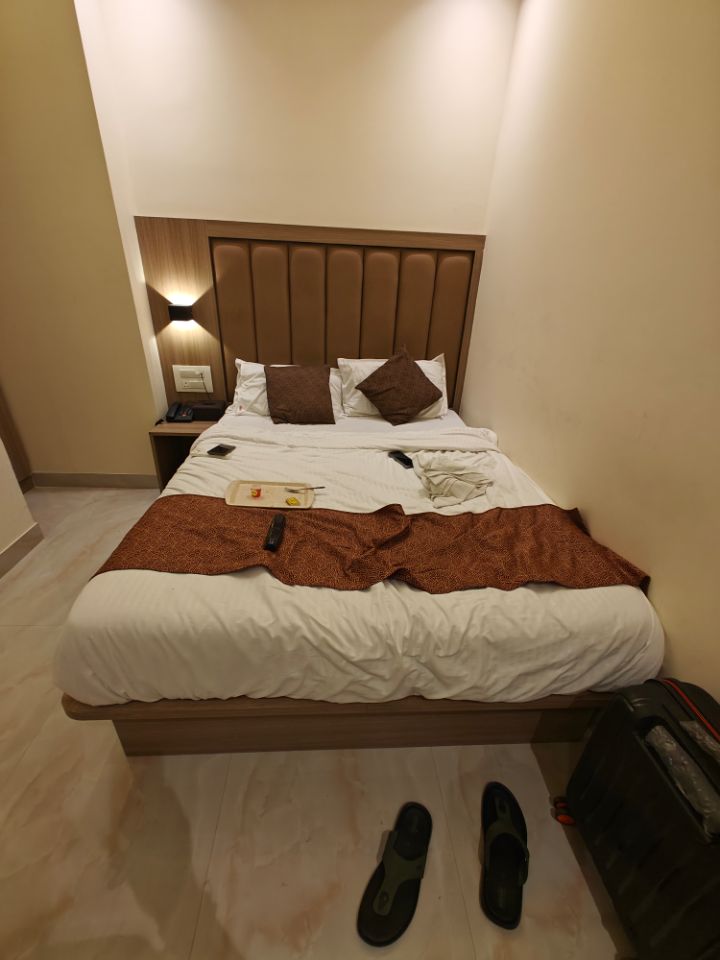 Hotel Bellamont - Traveller Photo