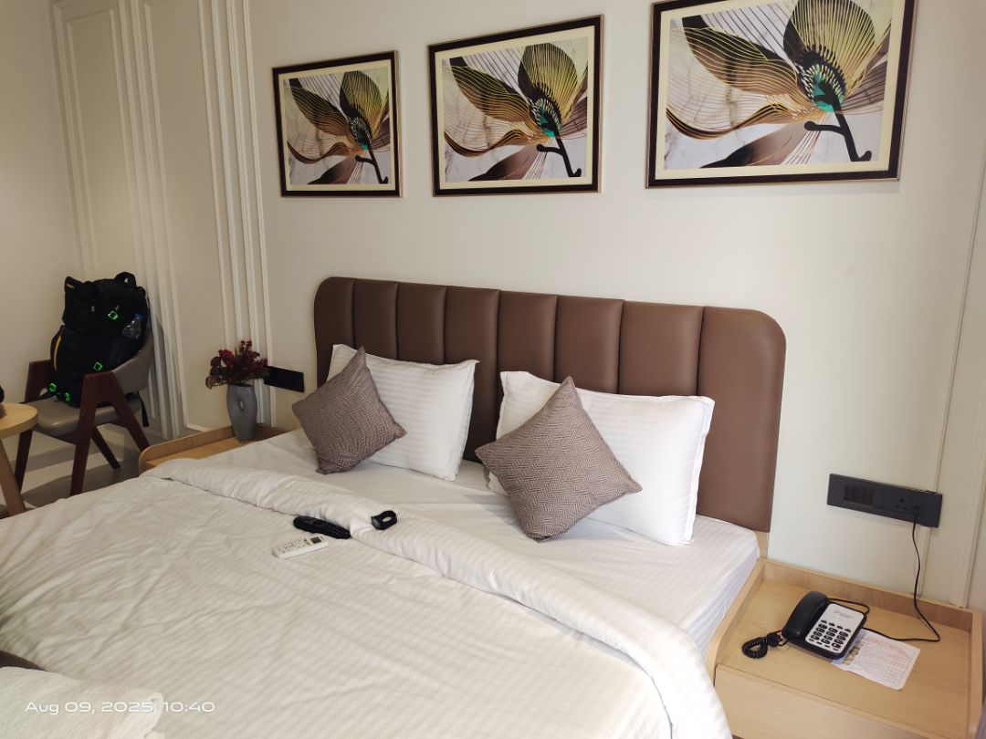 Madhav Hotel - Traveller Photo